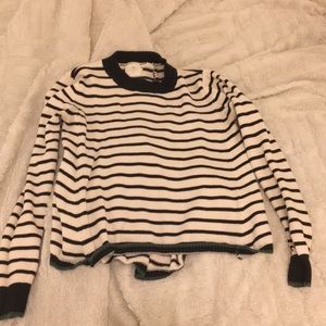 Alice & urban outfitters top